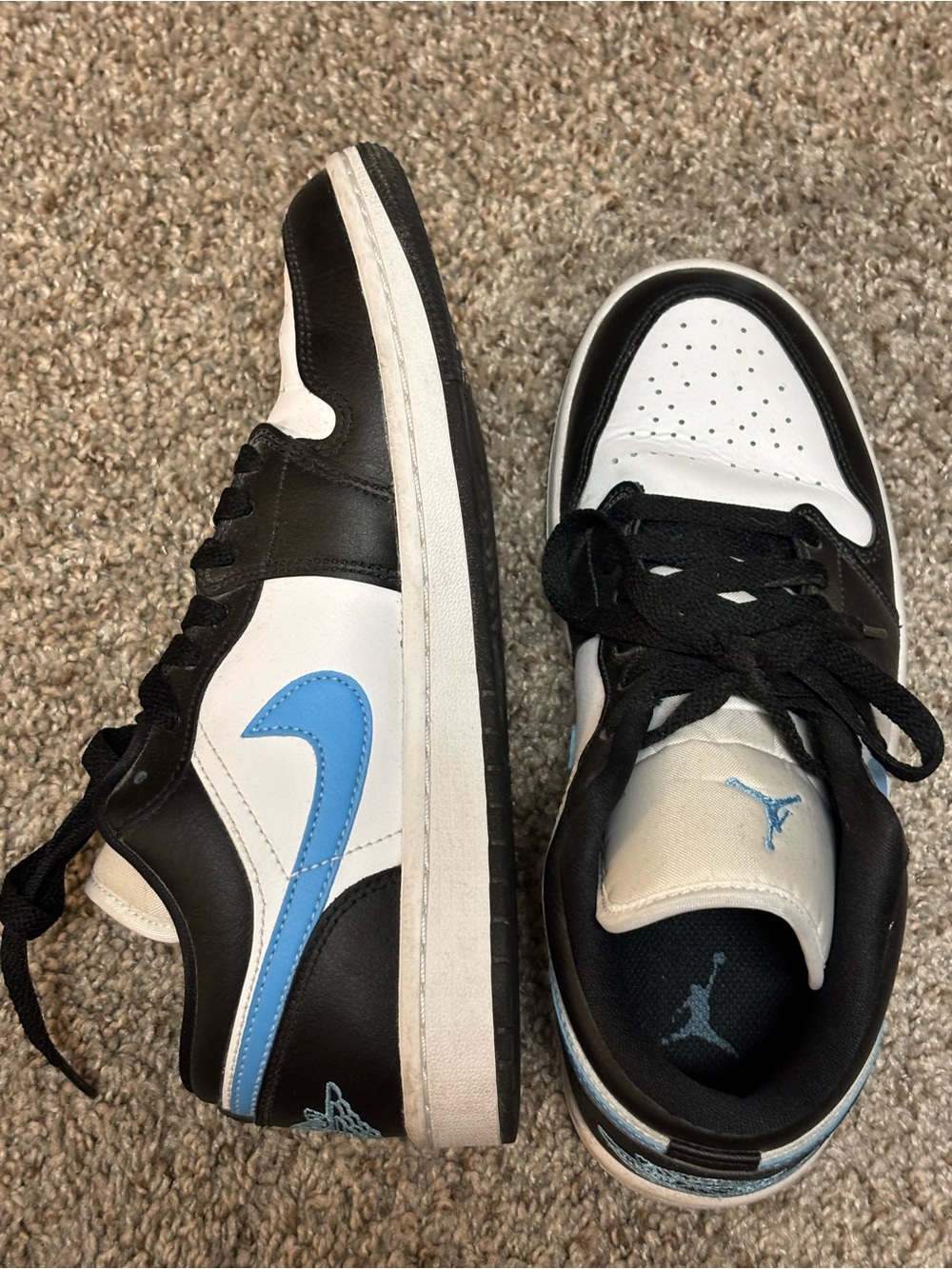 Jordan Black, White & Light Blue Low-Top Sneakers - Women’s - Picture 2 of 6